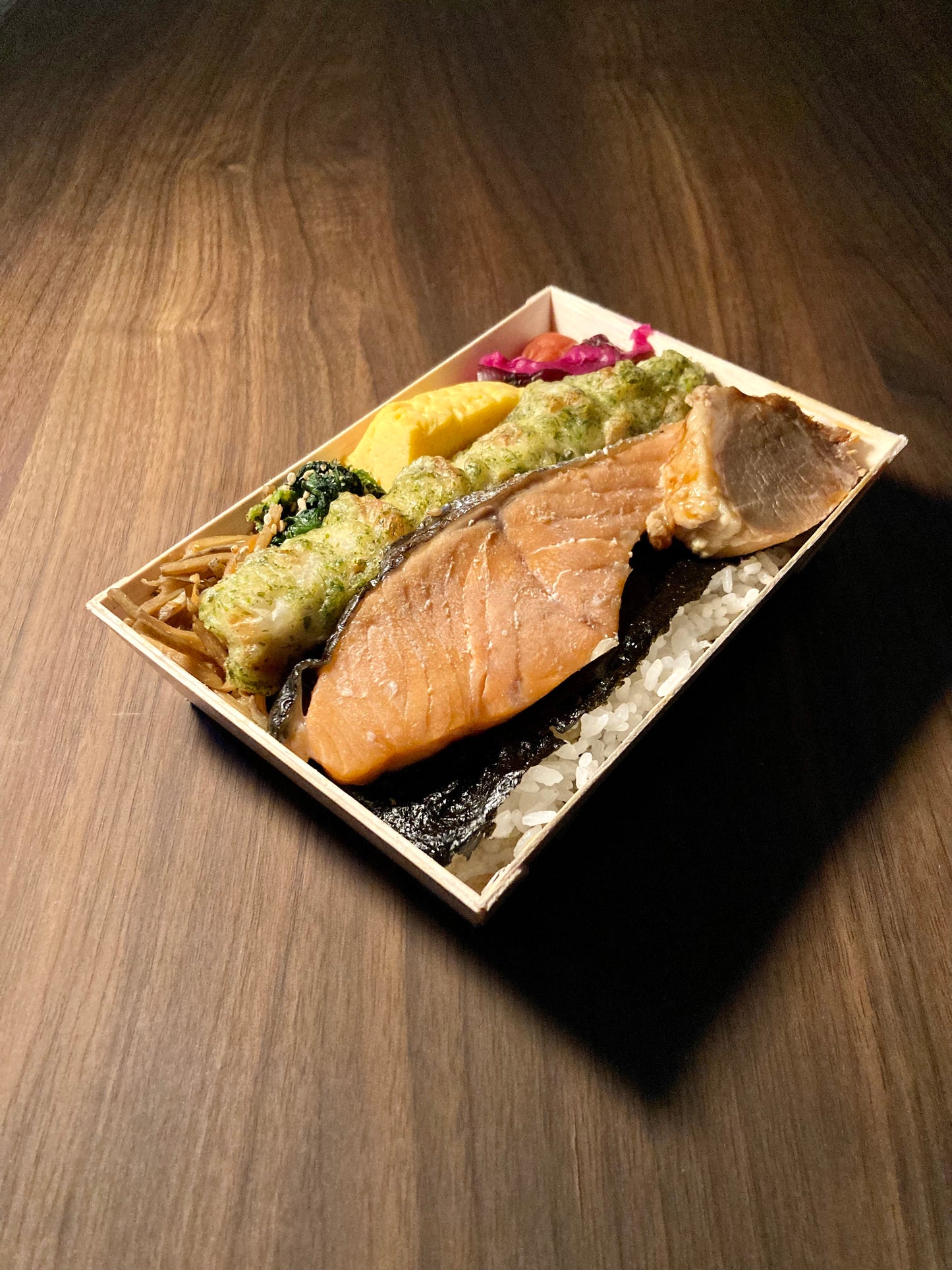 のり弁当 赤